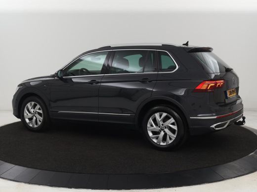 Volkswagen Tiguan 1.4 TSI eHybrid Style | Trekhaak | Stoelverwarming | 360 Camera | Adaptive cruise | Carplay | Par... ActivLease financial lease