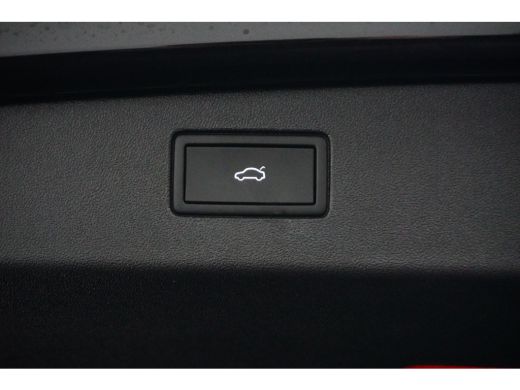 Volkswagen Tiguan 1.5 TSI eHybrid 204 pk Life 6-DSG | Panoramadak | Wegklapbare Trekhaak | Rondomzicht camera | ActivLease financial lease