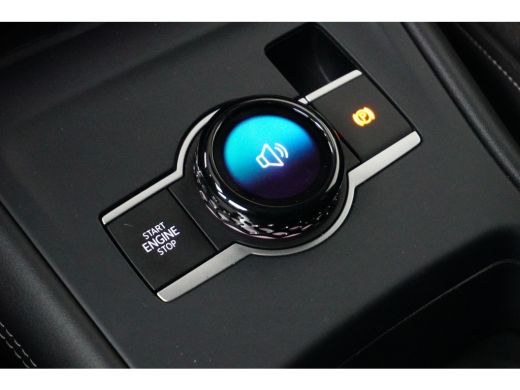 Volkswagen Tiguan 1.5 TSI eHybrid 204 pk Life 6-DSG | Panoramadak | Wegklapbare Trekhaak | Rondomzicht camera | ActivLease financial lease