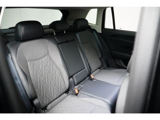 Volkswagen Tiguan 1.5 TSI eHybrid 204 pk Life 6-DSG | Panoramadak | Wegklapbare Trekhaak | Rondomzicht camera | ActivLease financial lease