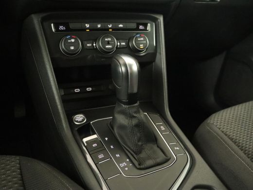 Volkswagen Tiguan Allspace 1.5 TSI Comfortline 7-persoons | 1e eigenaar | Trekhaak | Adaptive cruise | Keyless | Carplay | N... ActivLease financial lease