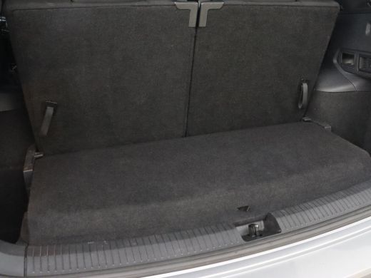 Volkswagen Tiguan Allspace 1.5 TSI R Line 7-persoons | Carplay | Adaptive cruise | 19'' | Navigatie | Camera | Virtual Cockp... ActivLease financial lease