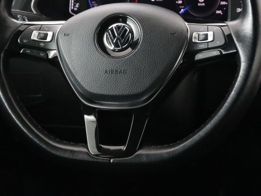 Volkswagen Tiguan Allspace 1.5 TSI R Line 7-persoons | Carplay | Adaptive cruise | 19'' | Navigatie | Camera | Virtual Cockp... ActivLease financial lease