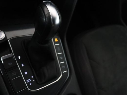 Volkswagen Tiguan Allspace 1.5 TSI R Line | Trekhaak | Camera | Full LED | Adaptive cruise | Virtual Cockpit | Park Assist |... ActivLease financial lease