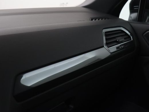 Volkswagen Tiguan Allspace 1.5 TSI R Line | Trekhaak | Camera | Full LED | Adaptive cruise | Virtual Cockpit | Park Assist |... ActivLease financial lease