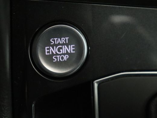 Volkswagen Tiguan Allspace 1.5 TSI R Line | Trekhaak | Camera | Full LED | Adaptive cruise | Virtual Cockpit | Park Assist |... ActivLease financial lease