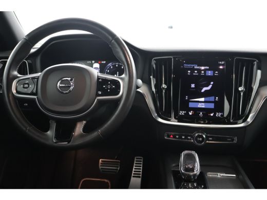 Volvo  S60 2.0 B5 R-Design ActivLease financial lease