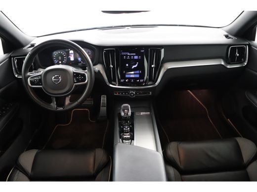 Volvo  S60 2.0 B5 R-Design ActivLease financial lease