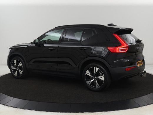 Volvo  XC40 Recharge P8 AWD R Design | Trekhaak | Stoel & stuurverwarming | Camera | Carplay | Leder/Alcantar... ActivLease financial lease
