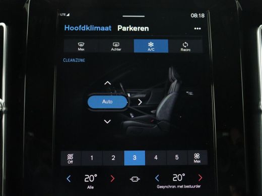 Volvo  XC40 Recharge P8 AWD R Design | Trekhaak | Stoel & stuurverwarming | Camera | Carplay | Leder/Alcantar... ActivLease financial lease