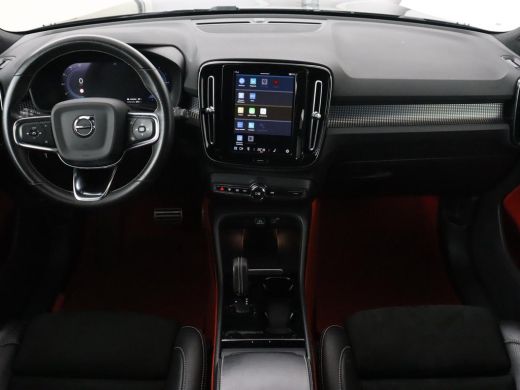 Volvo  XC40 Recharge P8 AWD R Design | Trekhaak | Stoel & stuurverwarming | Camera | Carplay | Leder/Alcantar... ActivLease financial lease