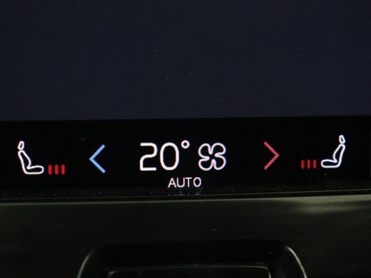 Volvo  XC60 2.0 Recharge T6 AWD Inscription | Panoramadak | Trekhaak | Leder | Stoelverwarming | Camera | Car... ActivLease financial lease