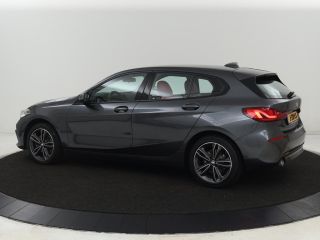 BMW 1 Serie 116d High Executive | Sport Line | Leder | Stoelverwarming | Carplay | Sportstoelen | Navigatie |...