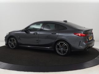 BMW 2 Serie Gran Coup&eacute; 218i M Sport | Sportstoelen | Camera | Carplay | Live Cockpit | Half leder | Navigatie...