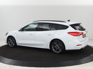 Ford Focus 1.0 EcoBoost Hybrid ST Line X | Stoel & stuurverwarming | Camera | Carplay | Digital Cockpit | Fu...
