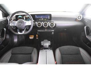 Mercedes-Benz A-Klasse 250 e AMG Line *1ste Eigenaar*Ambiente*Stoelverwarming*Standkachel*