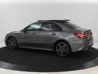 Mercedes-Benz A-Klasse 250e AMG Limited | Panoramadak | Matrix LED | Keyless | Stoelverwarming | Memory | Camera | Navig...