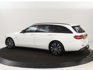 Mercedes-Benz E-Klasse 300e Avantgarde | Adaptive cruise | Stoelverwarming | 360 Camera | Carplay | Trekhaak | Sfeerverl...