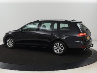 Volkswagen Golf Variant 1.5 TSI Comfortline Business | Trekhaak | Stoelverwarming | Massage | Carplay | Navigatie | Parke...