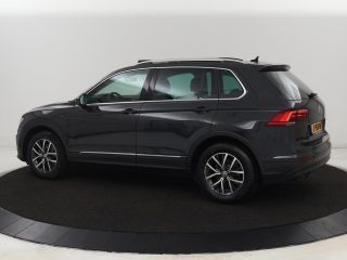 Volkswagen Tiguan 1.5 TSI Comfortline | Panoramadak | Stoelverwarming | Massage | Adaptive cruise | Carplay | Navig...