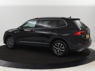 Volkswagen Tiguan Allspace 1.5 TSI Comfortline 7-persoons | 1e eigenaar | Trekhaak | Adaptive cruise | Keyless | Carplay | N...