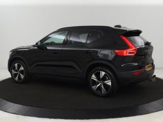 Volvo  XC40 Recharge P8 AWD R Design | Trekhaak | Stoel & stuurverwarming | Camera | Carplay | Leder/Alcantar...