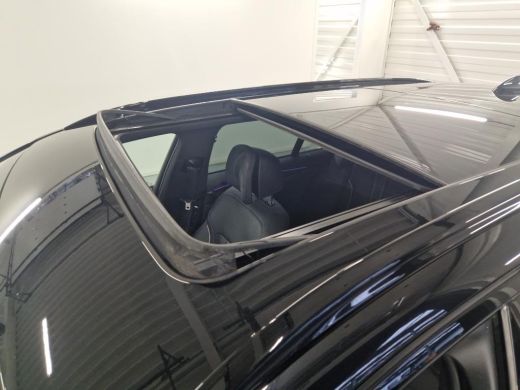 BMW 5 Serie Touring 530e xDrive M-sport HUD Laser Memory 4wielsturing Pano Business Edition Plus ActivLease financial lease