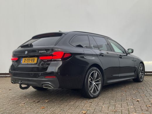 BMW 5 Serie Touring 530e xDrive M-sport HUD Laser Memory 4wielsturing Pano Business Edition Plus ActivLease financial lease