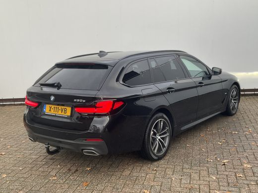 BMW 5 Serie Touring 530e xDrive M-sport HUD Laser Memory 4wielsturing Pano Business Edition Plus ActivLease financial lease