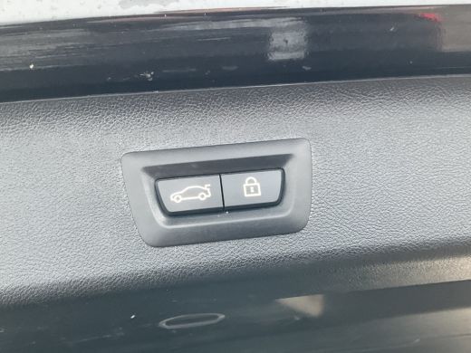 BMW 5 Serie Touring 530e xDrive M-sport HUD Laser Memory 4wielsturing Pano Business Edition Plus ActivLease financial lease