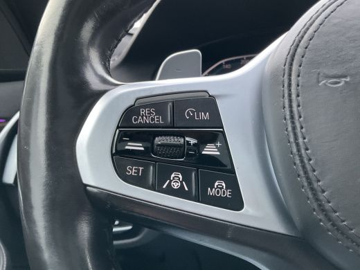 BMW 5 Serie Touring 530e xDrive M-sport HUD Laser Memory 4wielsturing Pano Business Edition Plus ActivLease financial lease