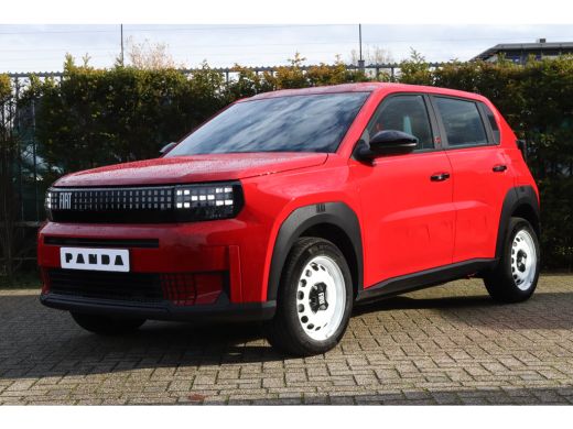 Fiat Grande Panda RED 11kW 44 kWh | Cruise Control | Carplay | Radio | Sensoren achter | Airco | Elektr. ramen