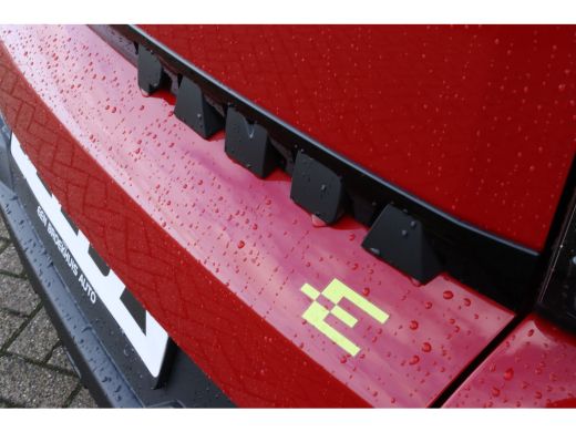 Fiat Grande Panda RED 11kW 44 kWh | Cruise Control | Carplay | Radio | Sensoren achter | Airco | Elektr. ramen ActivLease financial lease