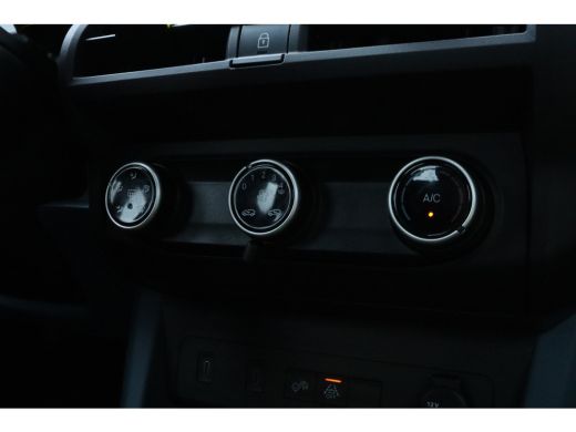 Fiat Grande Panda RED 11kW 44 kWh | Cruise Control | Sensoren achter | Airco | Carplay | Radio | LED | Elektr. ramen ActivLease financial lease