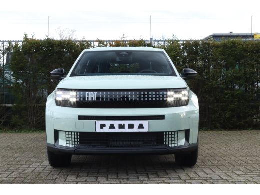 Fiat Grande Panda RED 11kW 44 kWh | Cruise Control | Sensoren achter | Airco | Carplay | Radio | LED | Elektr. ramen ActivLease financial lease