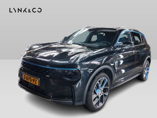 Lynk & Co 01 1.5 262PK PHEV Zwarte hemel 360&deg; StoelVerw. Panoramadak Plug-in ActivLease financial lease