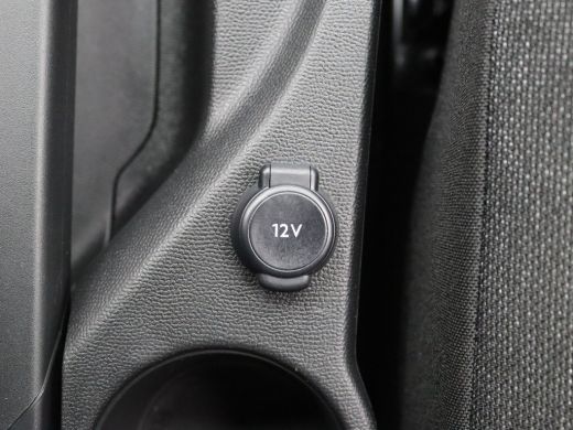 Peugeot 2008 1.2 Hybrid 136 Style | Airco (automatisch) | Apple Carplay/Android Auto|telefoonintegratie premiu... ActivLease financial lease