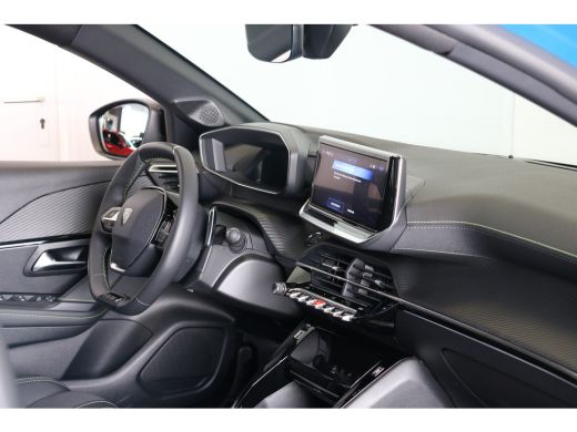 Peugeot 208 Hybrid 100 e-DCS6 GT | Panoramadak | Camera | PDC V+A | Verw. voorstoelen | LMV 17"| Keyless entr... ActivLease financial lease