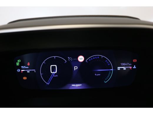 Peugeot 208 Hybrid 100 e-DCS6 GT | Panoramadak | Camera | PDC V+A | Verw. voorstoelen | LMV 17"| Keyless entr... ActivLease financial lease