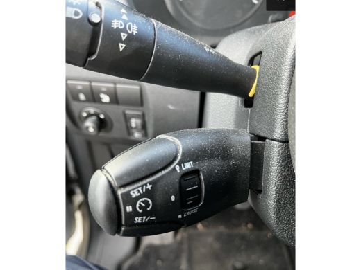 Peugeot Partner 120 1.6 BlueHDi 100 L1 Premi&egrave;re Camera | Cruise | Navigatie | Bluetooth | Parkeersensoren | Airco... ActivLease financial lease