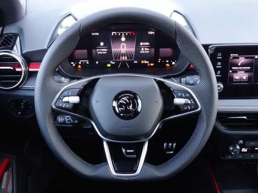 Skoda Fabia Monte Carlo | Achteruitrijcamera | Cruise control met speedlimiter | Driver Activity Assistant, v... ActivLease financial lease