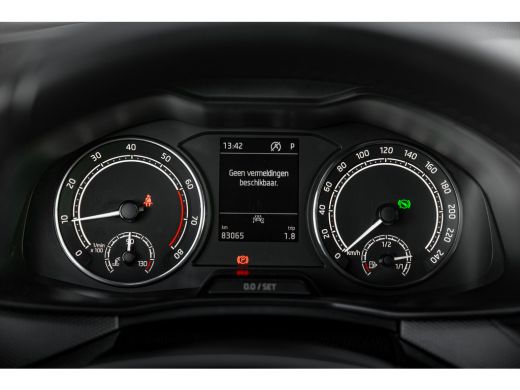 Skoda Kamiq 1.0 TSI Ambition | Automaat | Cruise Control | Carplay | Airconditioning ActivLease financial lease