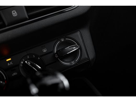 Skoda Kamiq 1.0 TSI Ambition | Automaat | Cruise Control | Carplay | Airconditioning ActivLease financial lease