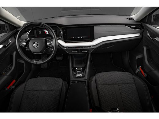 Skoda Octavia Combi 1.5 e-TSI Business Edition Plus | Trekhaak | Panoramadak | Voorruit verwarming | Carplay | ... ActivLease financial lease
