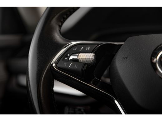 Skoda Octavia Combi 1.5 e-TSI Business Edition Plus | Trekhaak | Panoramadak | Voorruit verwarming | Carplay | ... ActivLease financial lease