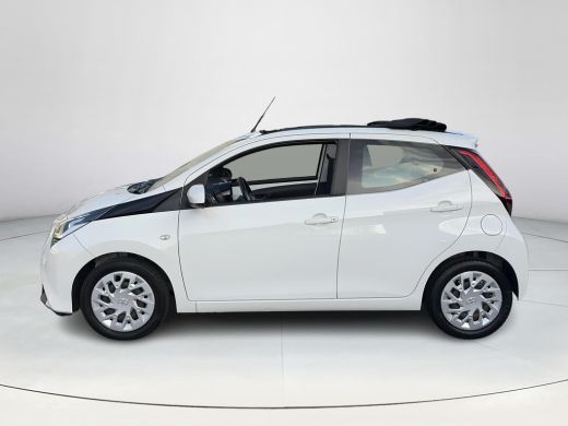 Toyota Aygo 1.0 VVT-i x-play limited cabrio ActivLease financial lease