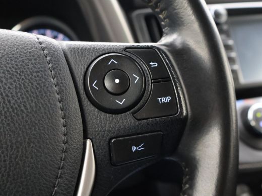 Toyota RAV4 2.5 HYBRID AWD 4WD DYNAMIC *INCL. BTW* DEALER ONDERHOUDEN 1e EIGENAAR + TREKHAAK 1650 KG ActivLease financial lease