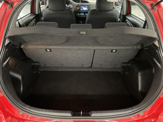 Toyota Yaris 1.5 Hybrid Active ActivLease financial lease