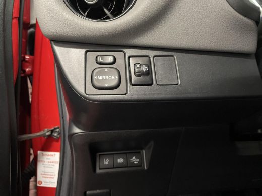 Toyota Yaris 1.5 Hybrid Active ActivLease financial lease