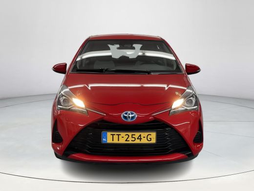 Toyota Yaris 1.5 Hybrid Active ActivLease financial lease